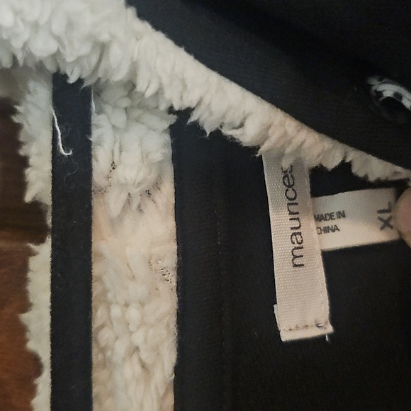 Womens Maurices Hoodie Size XL - Picture 2 of 3